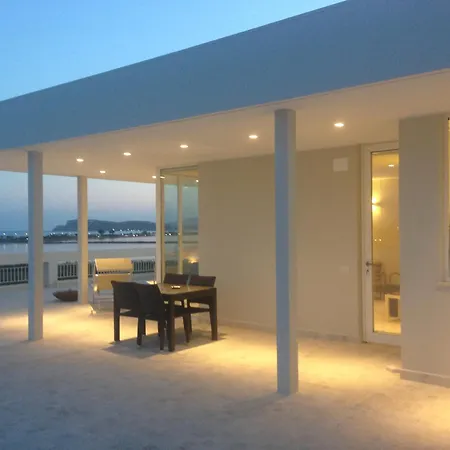 Attico Belvedere Sul Mare Lägenhet *